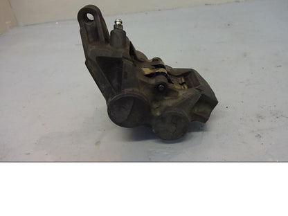 Baksidan på Bromsok från en Yamaha FJR 1300 -2003 motorcykel.