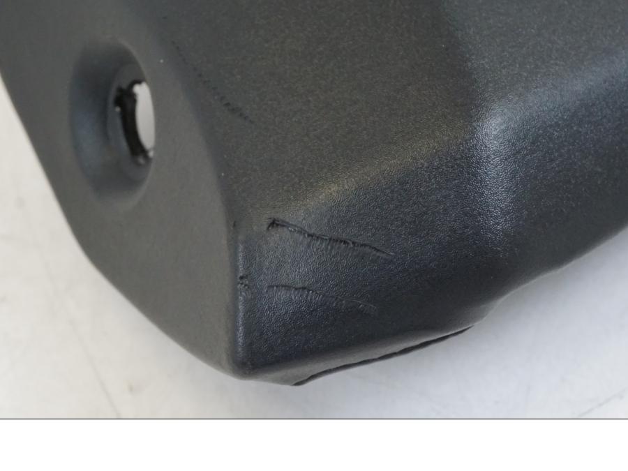 Baksidan på Sadel från en Yamaha YZF R7 -2022 motorcykel.