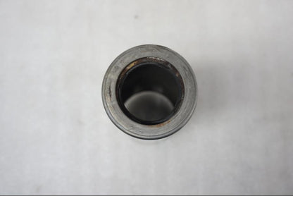 Snett uppifrån på Gaffelbendekor från en Suzuki VL 800 -2004 motorcykel.