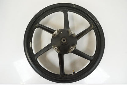 Framsidan på Fälg från en Honda CBR 125 R -2006 motorcykel.