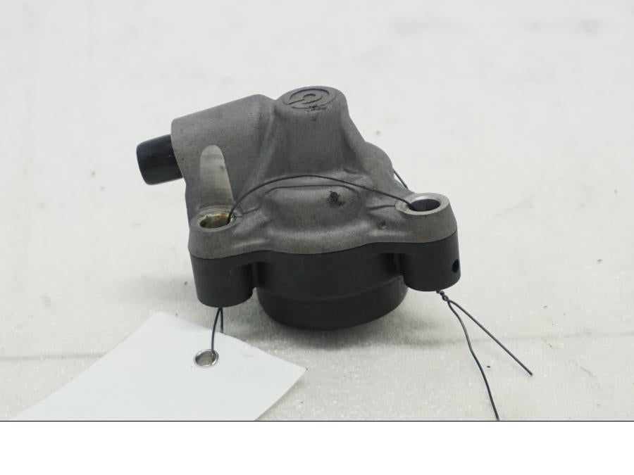 Framsidan på Kopplingslavcylinder från en Ducati Hypermotard -2020 motorcykel.