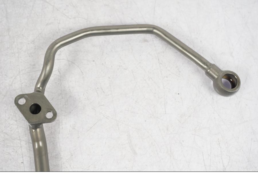 Vänster sida på Oljepump från en BMW R NineT -2017 motorcykel.