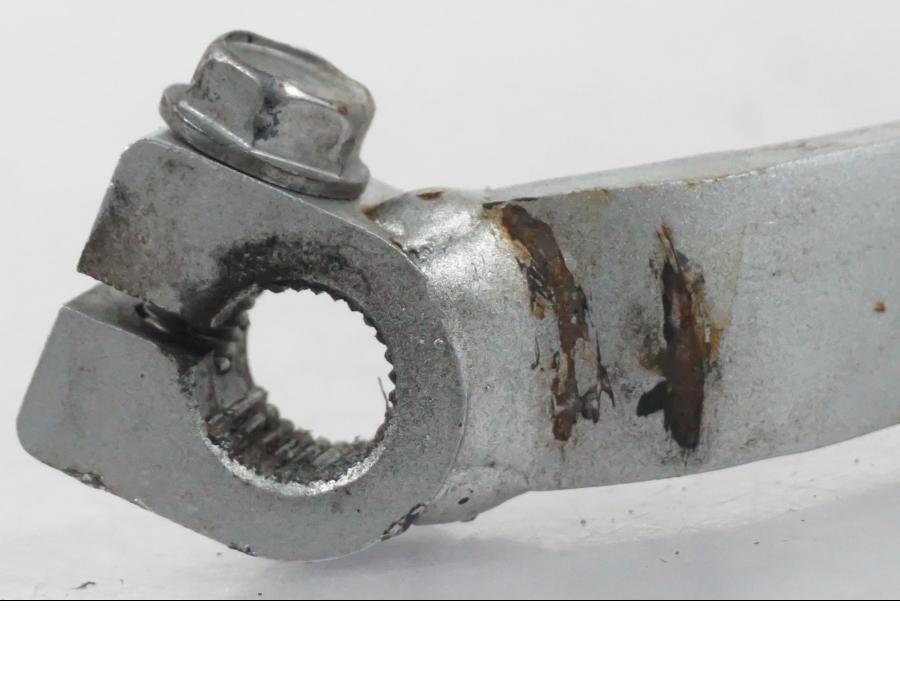 Extrabild1 på Växelpedal från en Kawasaki ER-6N ABS -2010 motorcykel.