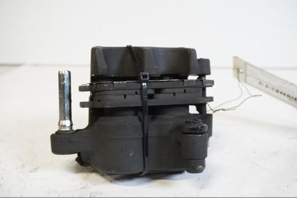 Höger sida på Bromsok från en Honda CB 500 F -2013 motorcykel.