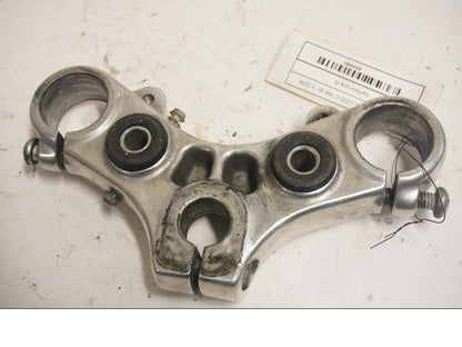 Baksidan på Gaffelkrona från en H-D Sportster 1200 XL1200C -1999 motorcykel.