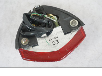 Baksidan på Baklampa från en Honda VT 600 C -1998 motorcykel.