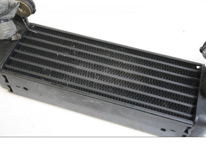 Baksidan på Oljekyl från en BMW R 1150 GS -1999 motorcykel.