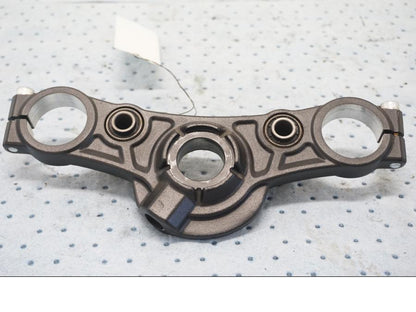 Framsidan på Gaffelkrona från en Kawasaki Z 650 ABS -2020 motorcykel.