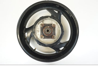 Framsidan på Fälg från en Honda ST 1300 -2002 motorcykel.