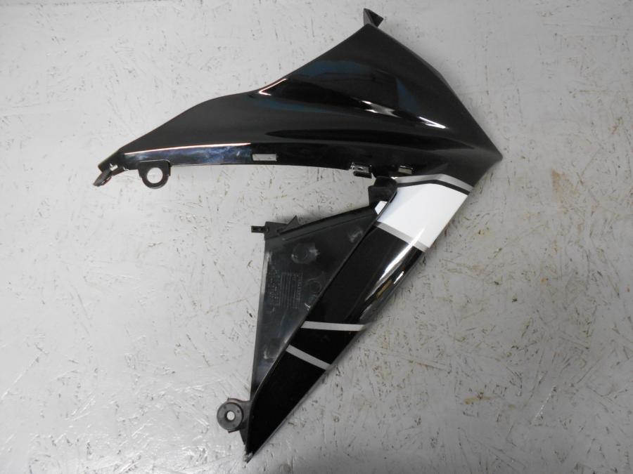 Framsidan på Toppkåpa från en Suzuki GSX-R 1000 -2007 motorcykel.