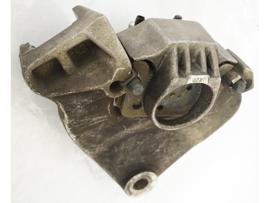 Höger sida på Bromsok från en H-D Touring Road King FLHR/I -1997 motorcykel.