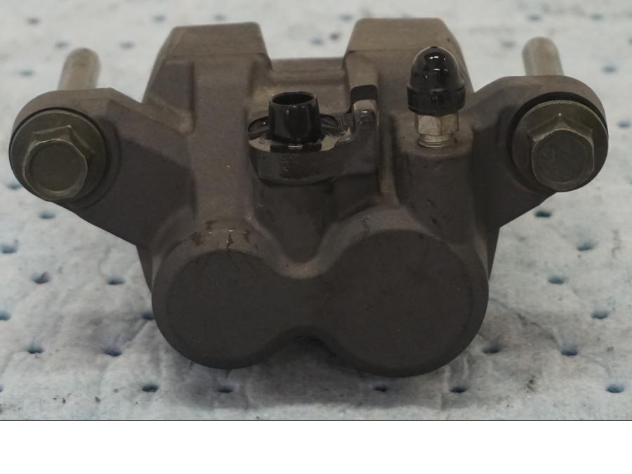 Framsidan på Bromsok från en Yamaha YZF 1000 R1 -2003 motorcykel.