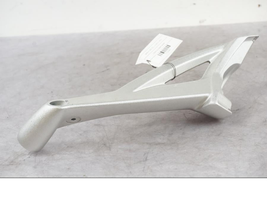 Höger sida på Styrfäste från en BMW K 1600 GTL -2015 motorcykel.