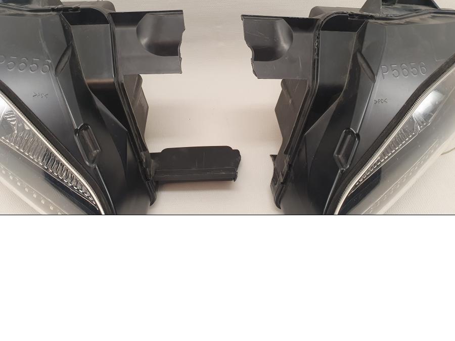 Vänster sida på Strålkastare från en Yamaha YZF R6 -2007 motorcykel.