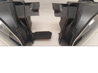 Vänster sida på Strålkastare från en Yamaha YZF R6 -2007 motorcykel.