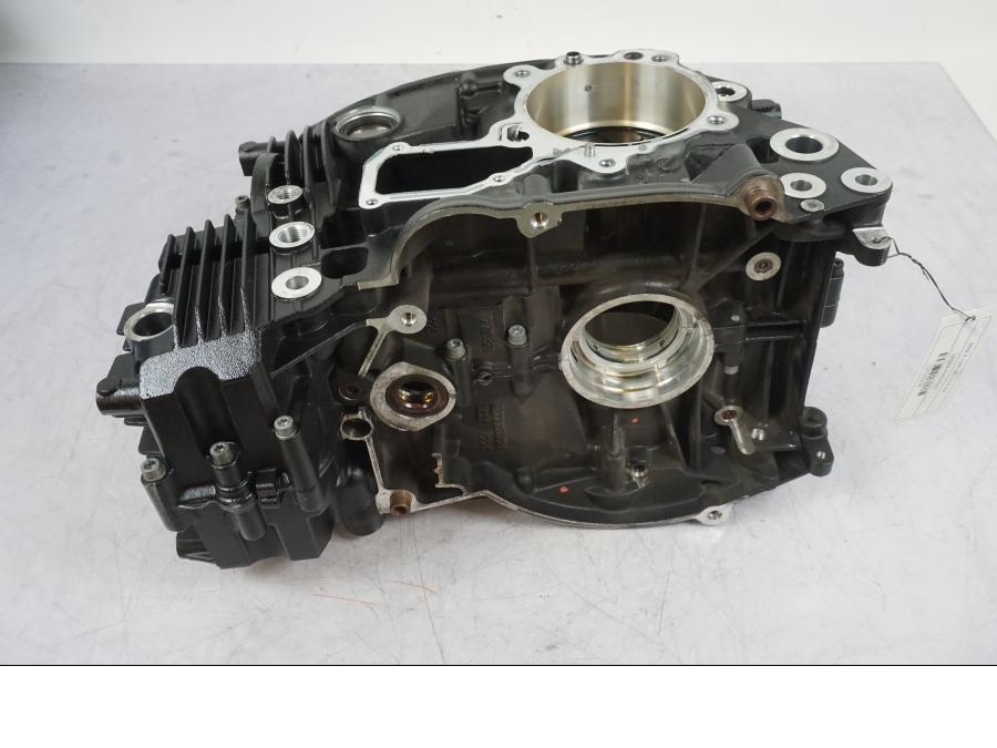 Framsidan på Motorblock från en BMW R 1200 GS -2010 motorcykel.