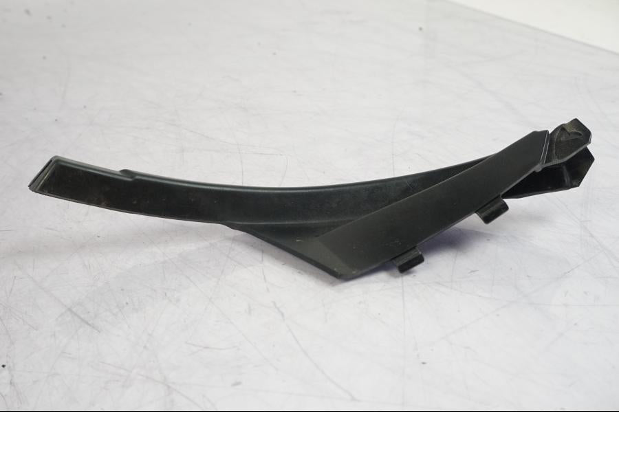 Baksidan på Sidkåpa från en Yamaha MT-09 SP -2018 motorcykel.