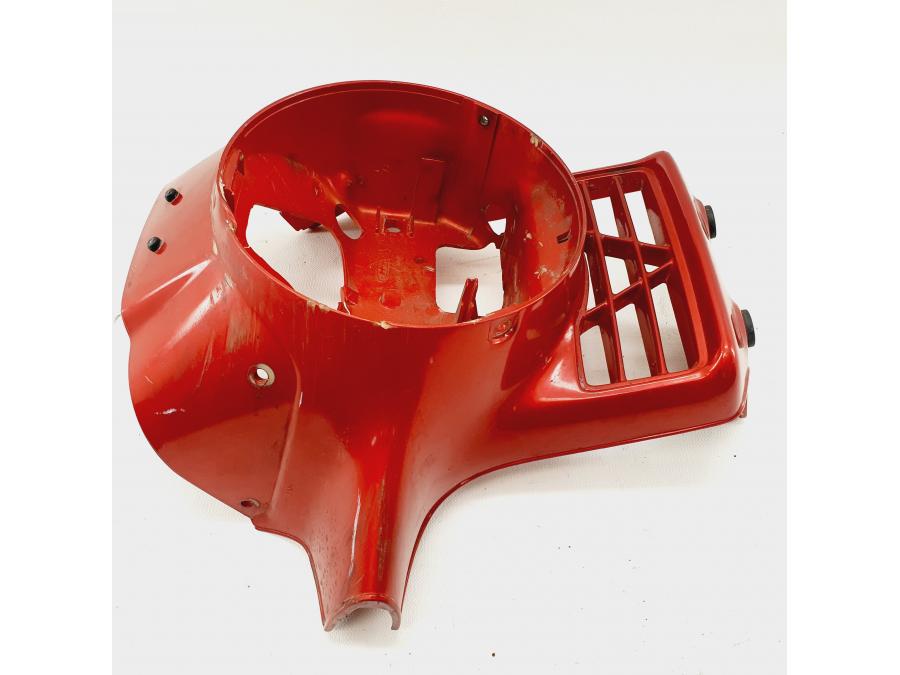 Vänster sida på Toppkåpa från en Honda CX 500 -1982 motorcykel.