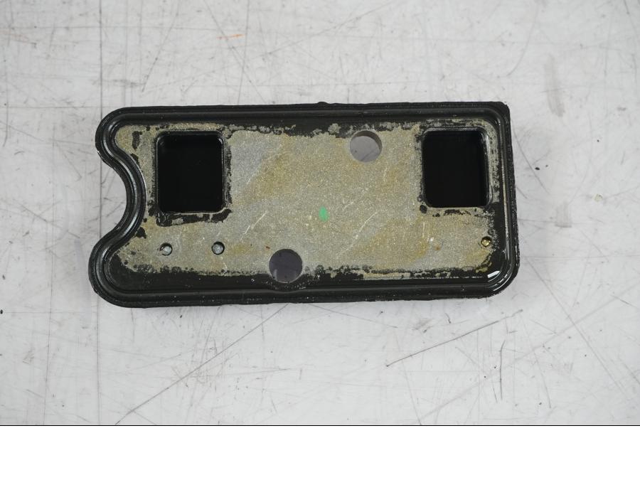 Höger sida på Oljetråg från en BMW R 1250 GS -2023 motorcykel.