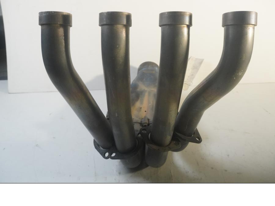 Vänster sida på Grenrör från en Yamaha YZF 1000 R1 -2008 motorcykel.