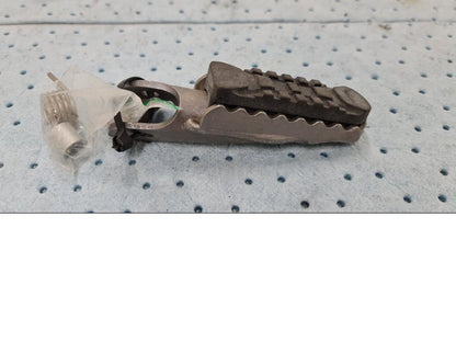 Baksidan på Fotpinne från en BMW R 1200 GS -2015 motorcykel.