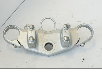 Vänster sida på Gaffelkrona från en Kawasaki ZR-7 -2001 motorcykel.