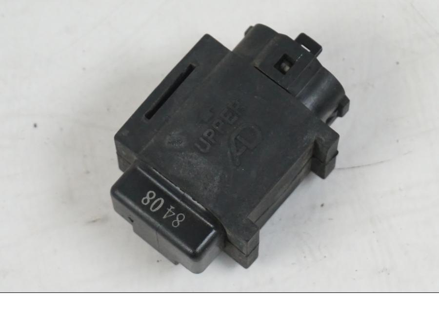 Höger sida på Tilt Sensor från en Suzuki VZR 1800 -2009 motorcykel.