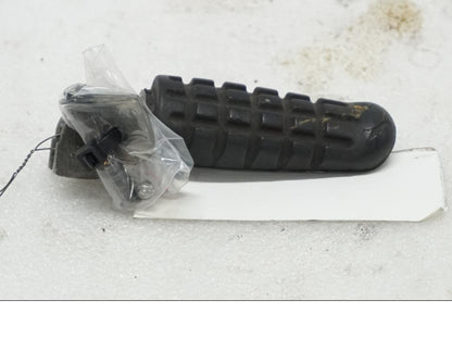 Framsidan på Fotpinne från en Ducati Monster 900 -1998 motorcykel.