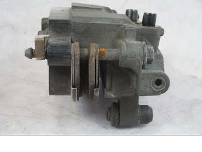 Höger sida på Bromsok från en Honda CBR 1000 F -1999 motorcykel.