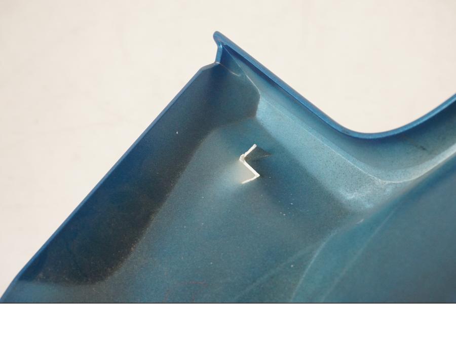 Snett uppifrån på Sidkåpa från en BMW C400X -2018 motorcykel.