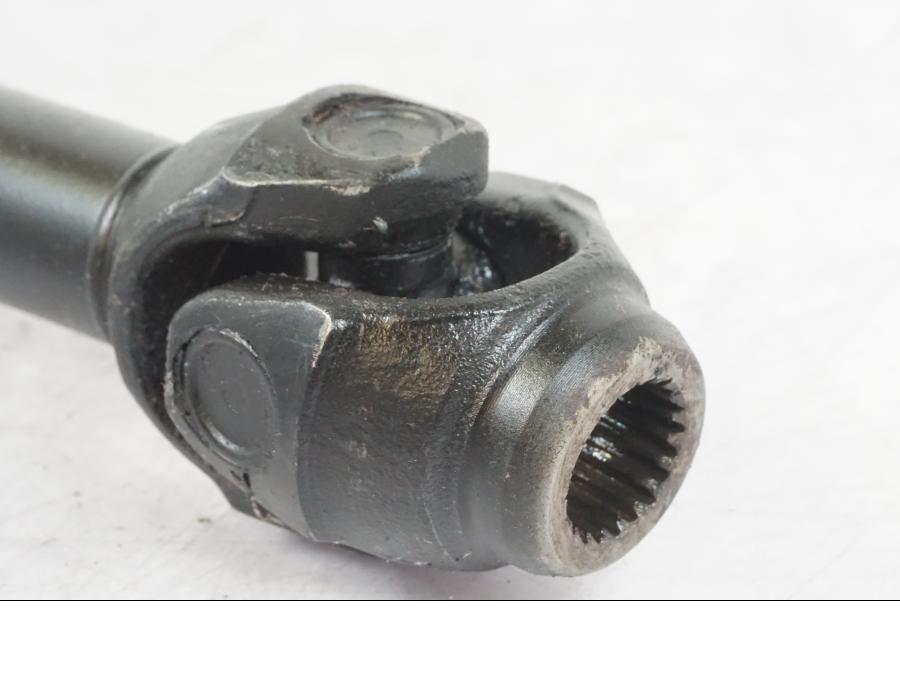 Vänster sida på Kardanaxel från en BMW R 1250 GS -2019 motorcykel.