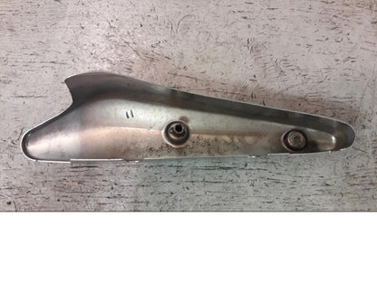 Baksidan på Bakskärmstag från en Suzuki VZ 1600 -2005 motorcykel.