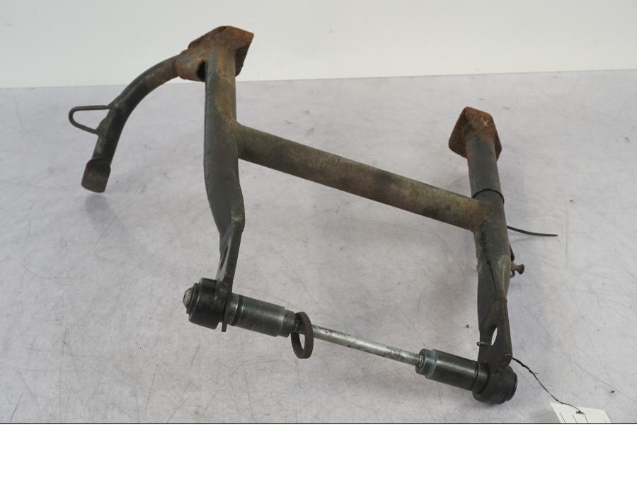 Höger sida på Centralstöd från en BMW R 1100 GS -1998 motorcykel.