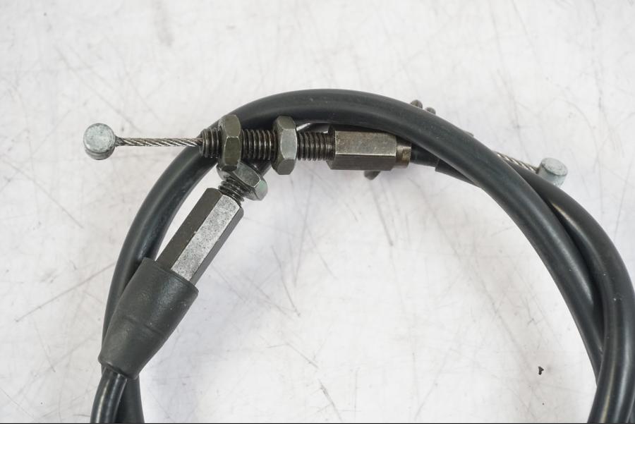 Baksidan på Chokevajer från en Suzuki GSX 1300 RX -1999 motorcykel.