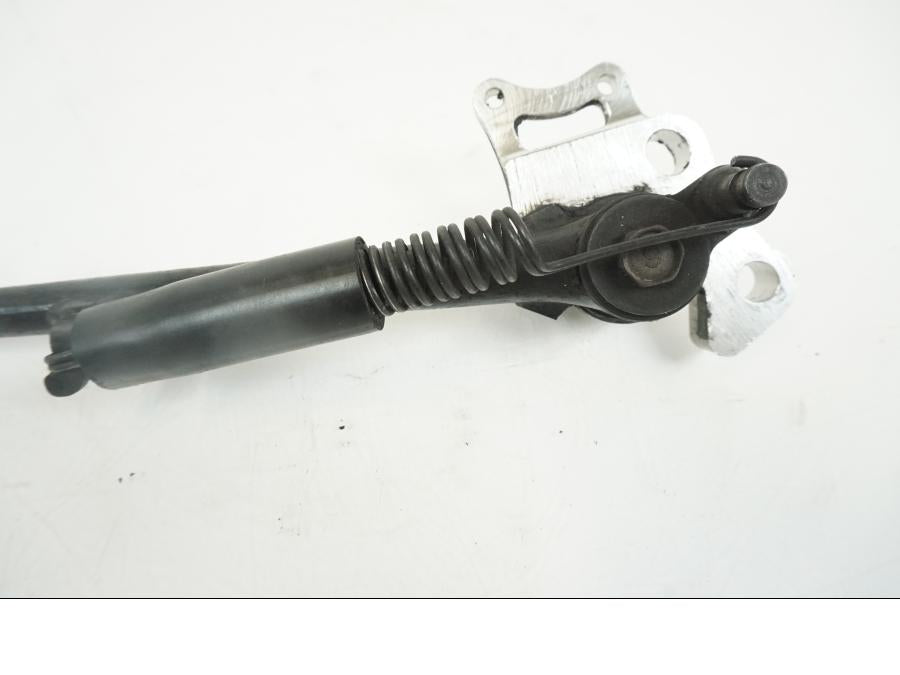 Baksidan på Sidostöd från en Yamaha YZF 1000 R1 -2002 motorcykel.