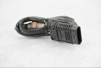 Baksidan på Lambdasond från en BMW R 1250 GSA -2021 motorcykel.