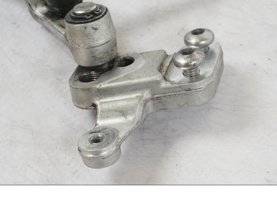 Snett uppifrån på Växelpedal från en Suzuki GSX-R 600 -2007 motorcykel.