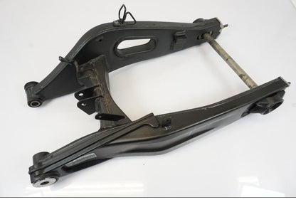 Framsidan på Sving från en Yamaha MT-07 -2016 motorcykel.