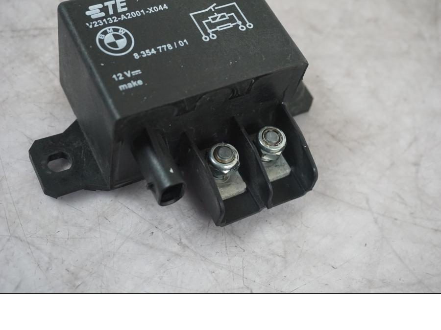 Höger sida på Startrelä från en BMW F 800 R -2018 motorcykel.