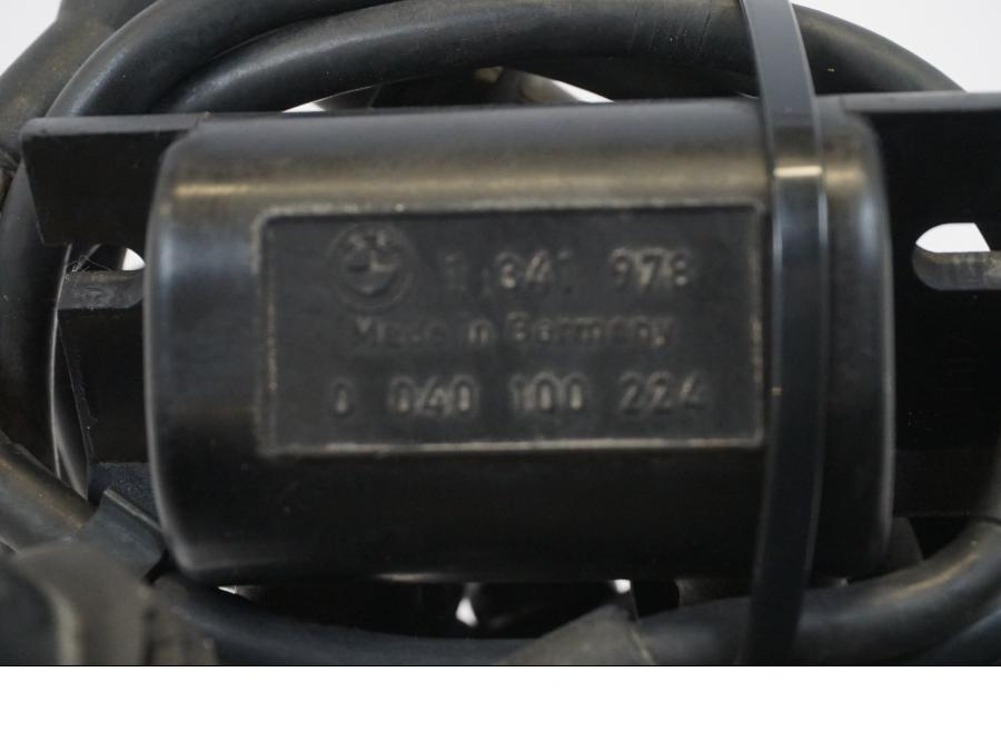 Extrabild2 på Tändspole från en BMW R 1150 R -2002 motorcykel.