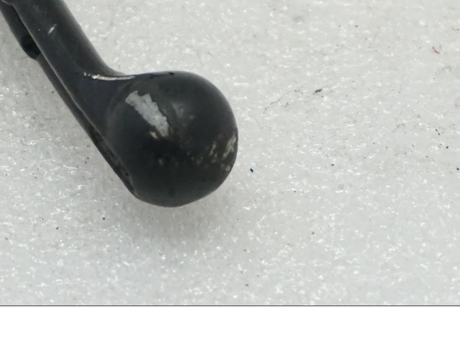 Baksidan på Kopplingsgrepp från en Ducati Monster 1200 -2015 motorcykel.