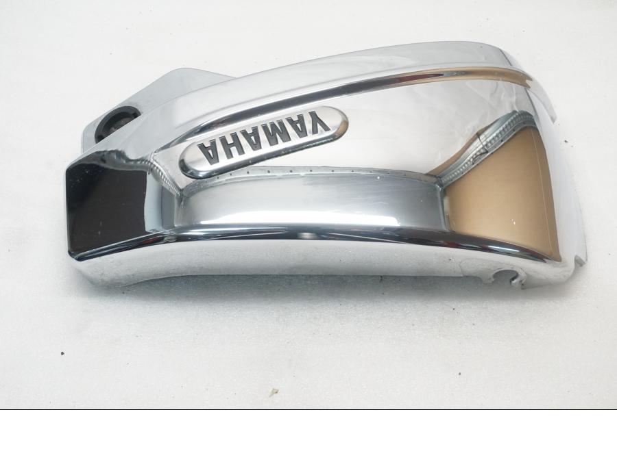 Baksidan på Sidopanel från en Yamaha XVS 650 -2000 motorcykel.