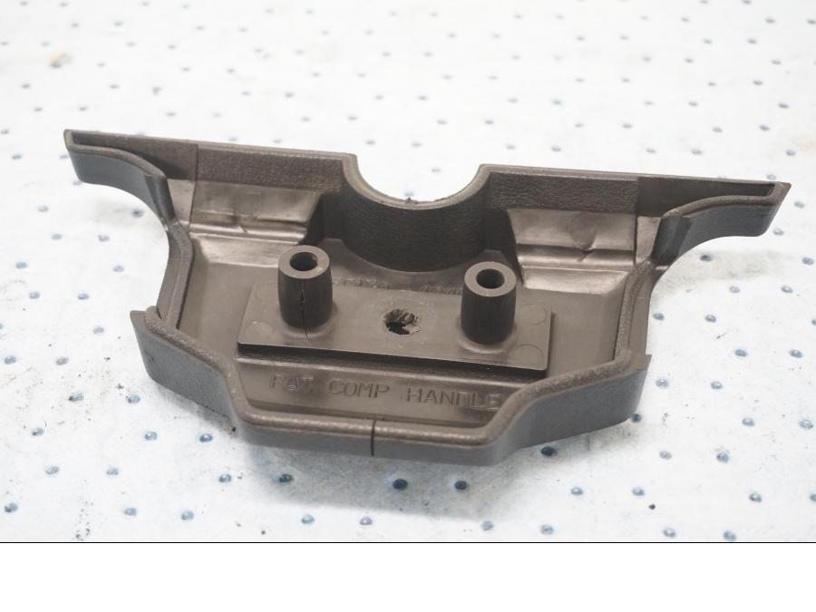 Höger sida på Styrkudde från en Suzuki GSX 550 -1985 motorcykel.