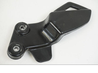 Framsidan på Fotpinnehälskydd från en Aprilia RS 125 -2008 motorcykel.