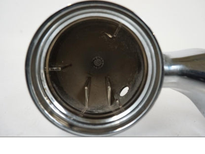 Extrabild1 på Blinkersfästekromkåpa från en H-D FLHC -2018 motorcykel.