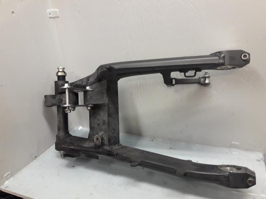 Framsidan på Sving från en Kawasaki Z 1000 -2013 motorcykel.