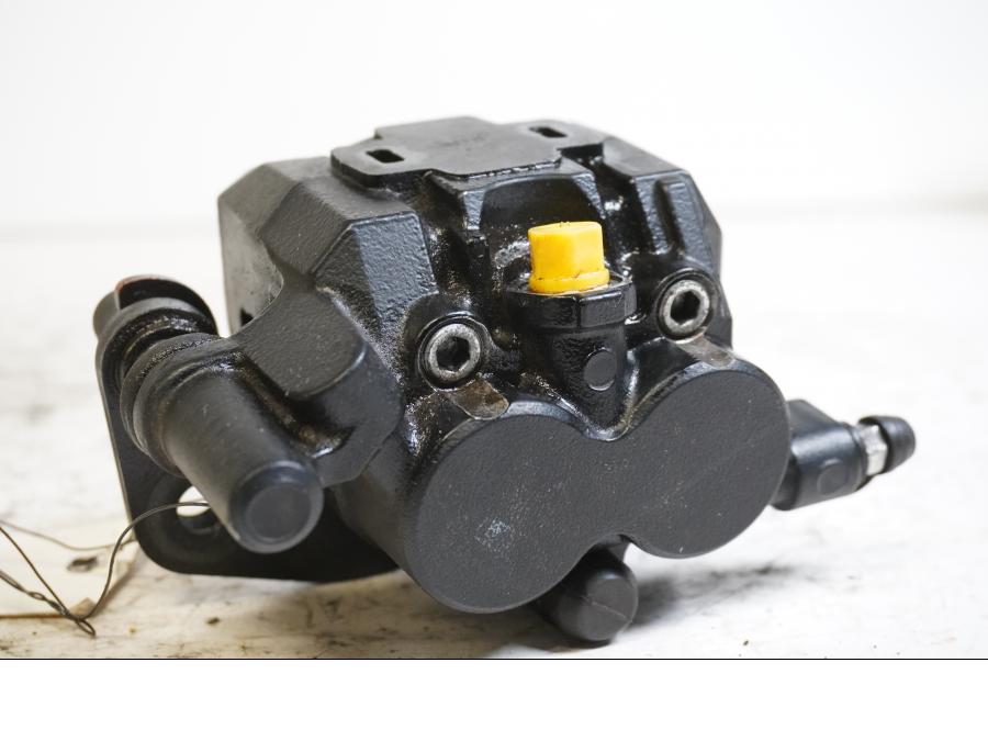 Framsidan på Bromsok från en Triumph Bonneville -2012 motorcykel.