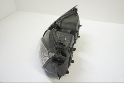 Baksidan på Strålkastare från en Yamaha FZ1-SA -2007 motorcykel.