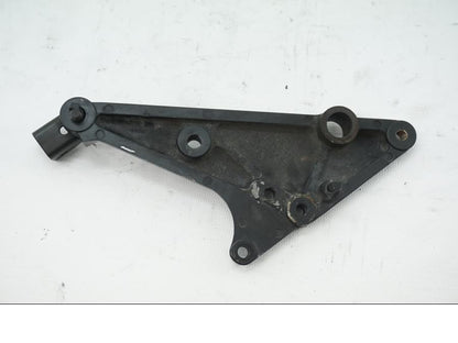 Baksidan på Fotpinnefäste från en Kawasaki Z 750 80-tal -1984 motorcykel.