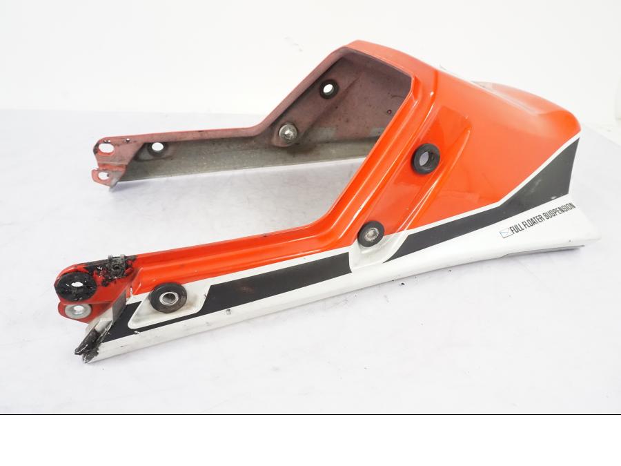 Framsidan på Bakvinge från en Suzuki GSX 550 EF -1985 motorcykel.